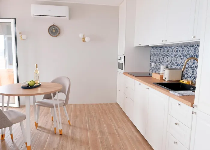 Ocean Bay Panoramic View Funchal (Madeira)